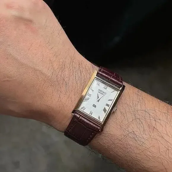 Vintage Style Seiko Quartz Mens Gold Watch & Brown accents W/ Leather Strap - Picture 3 of 5